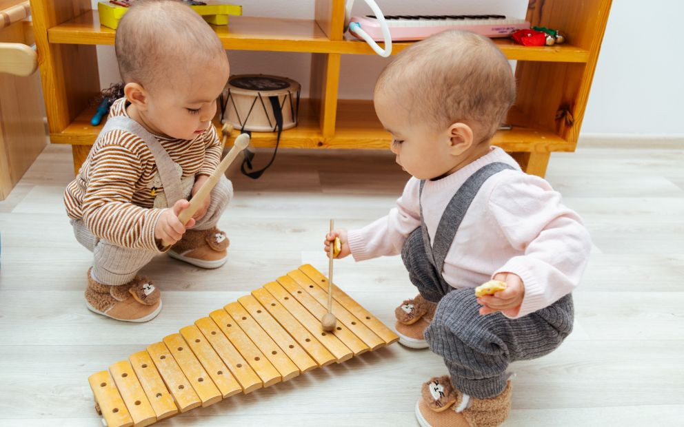 Musique pour bébé avant 3 ans : les 3 musiques essentielles pour le développement